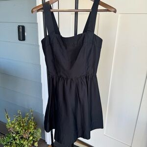 Alice + Olivia Fit & Flare Mini Dress Lace-up back sleeveless LBD Size 12 NWT